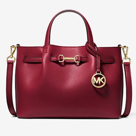 Michael Kors Handbags - 🌺Michael Kors Carson Small Pebbled Satchel🌺
